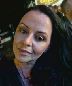 Aline Adriane Vanzella 